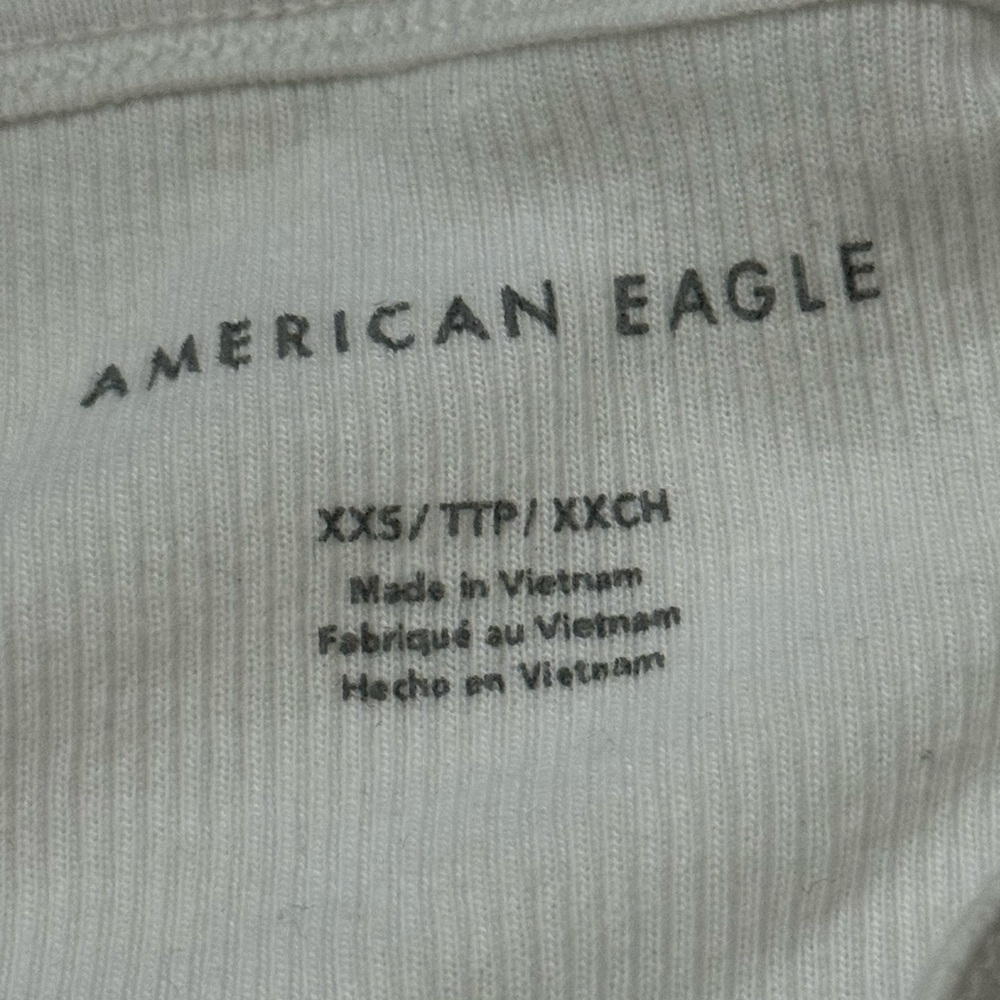 Crop top - Picture 2 of 2
